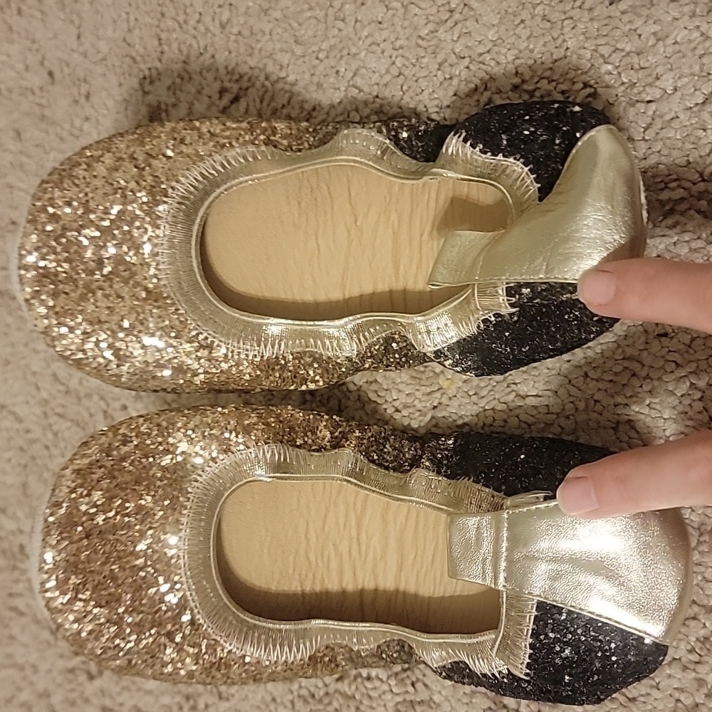 Never worn Girls sparkle / glitter flats